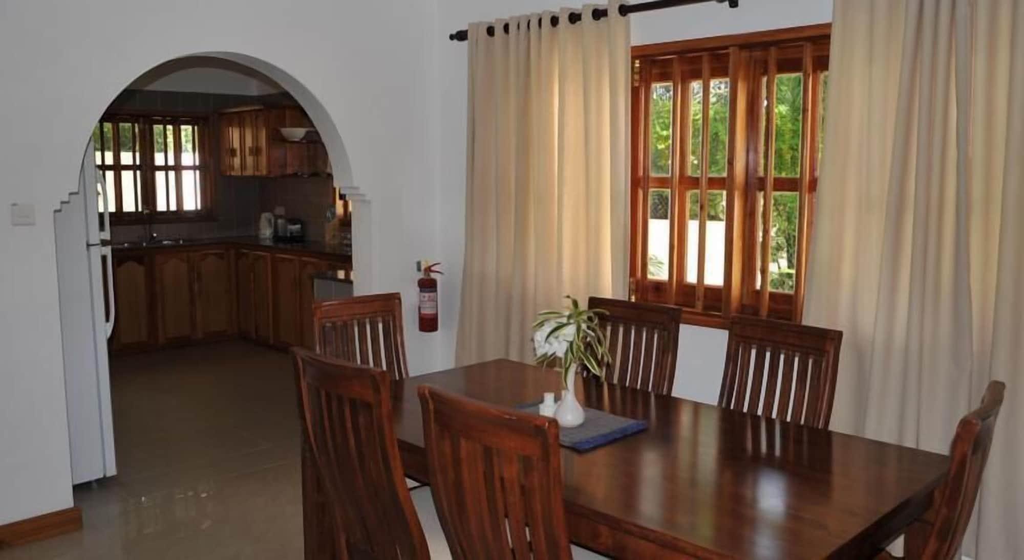 La Fontaine Holiday Apartment Bel Ombre Екстериор снимка